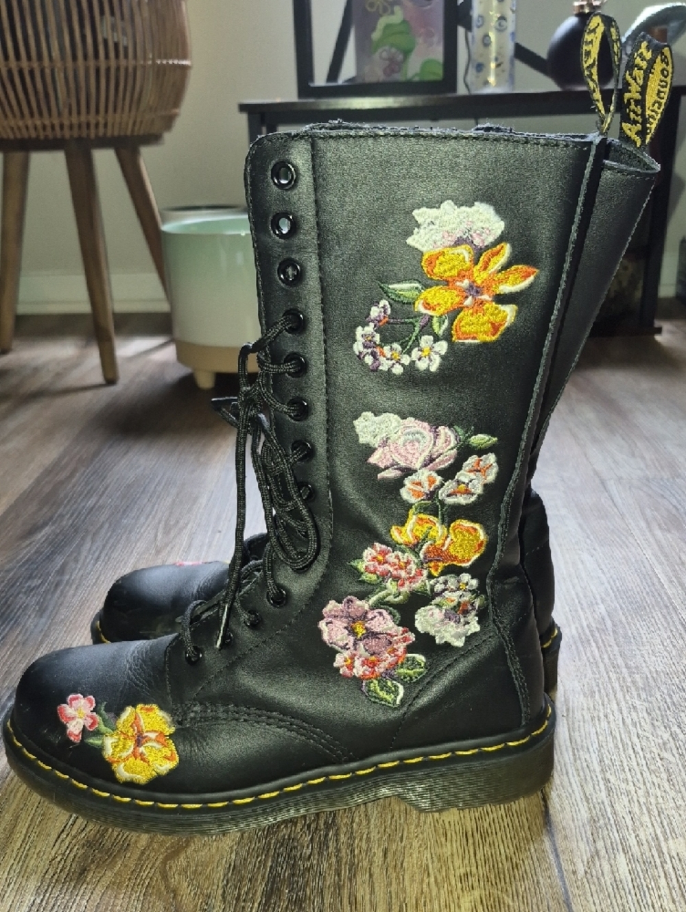 Dr. Martens Black Lace-Up Combat Boots with Multicolor Floral Embroidery - Picture 3 of 6